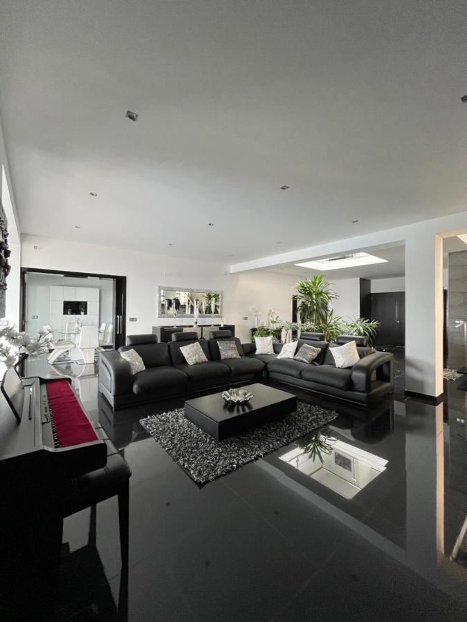 Vivenda Luxuosa Villa Feteiras ภายนอก รูปภาพ